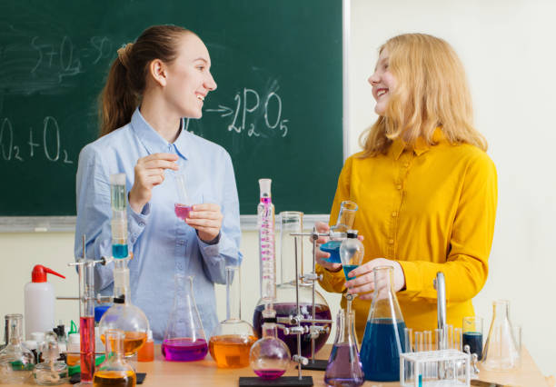 How Scottish Highers Chemistry Tutors Build Confidence and Improve Grades