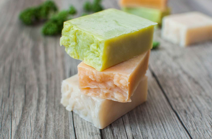 Why a Natural Shampoo Bar Is the Eco Friendly Alternative to Liquid Shampoo